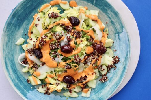 ekspresowa salatka z komosa ryzowa i oliwkami Thermomix przepisy Dietomix