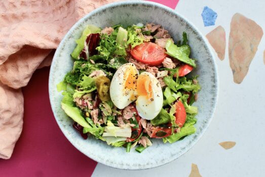 sałatka z tuńczykiem